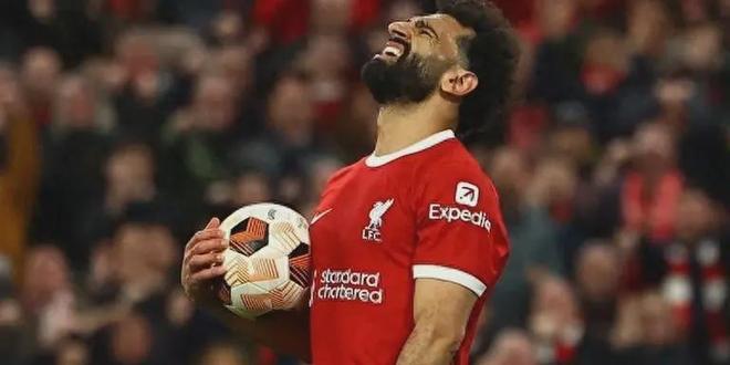 包含今夜利物浦备战欧联；篮板制胜细节流出；气氛紧张；更衣室氛围转暖的词条九游娱乐APP